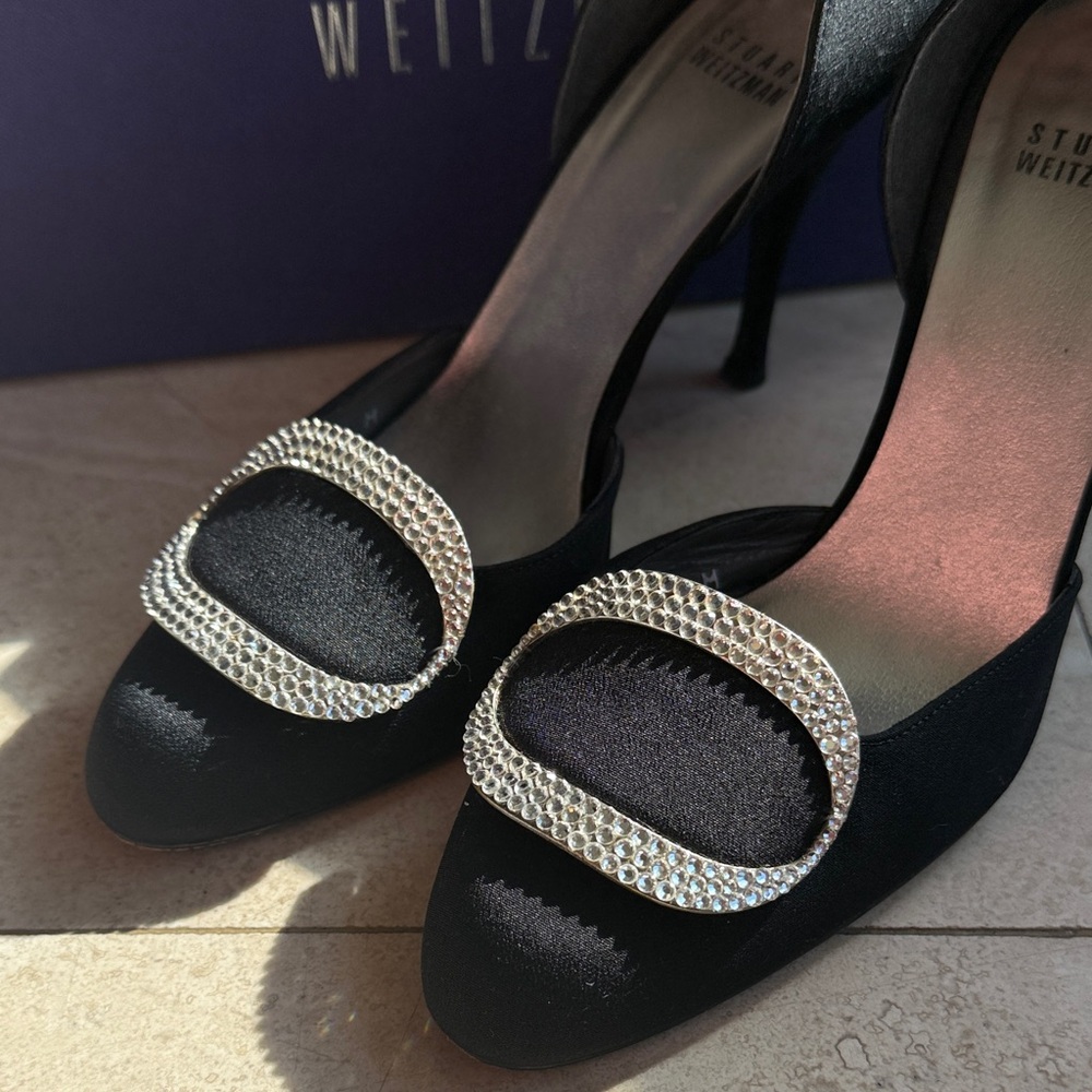 Stuart Weitzman Black Heels with Crystal Embellishments. Sz 7.5